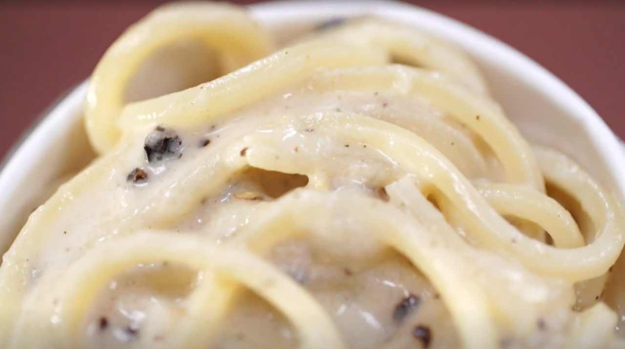 Cacio e pepe nel cartoccio