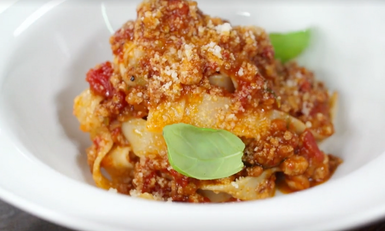 Pappardelle con ragù di punta di vitella