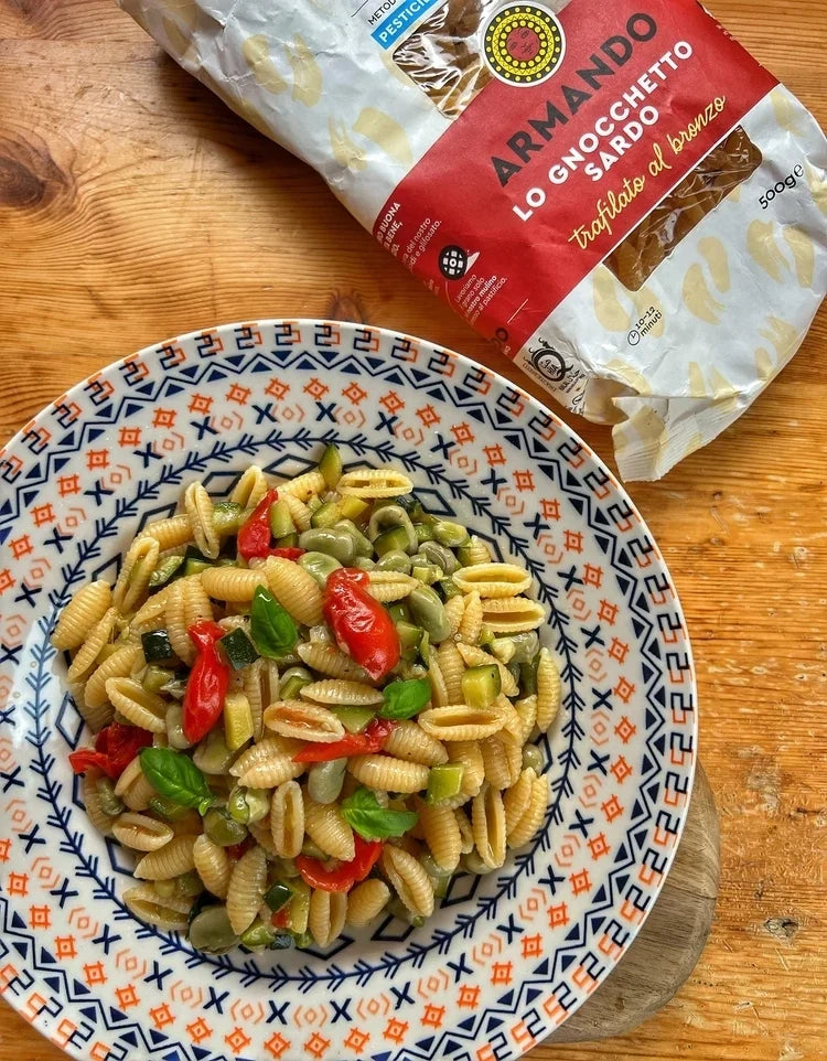 Gnocchetto Sardo, zucchine, fave e pomodorini