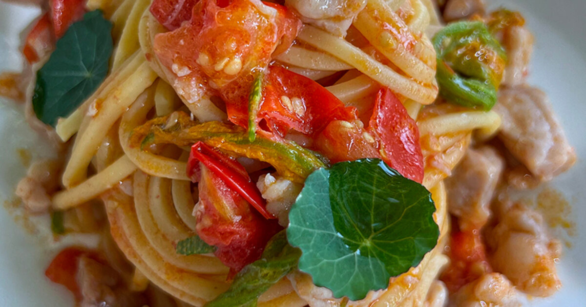 Pasta Armando  Spaghettone con tonno fresco e pomodorini